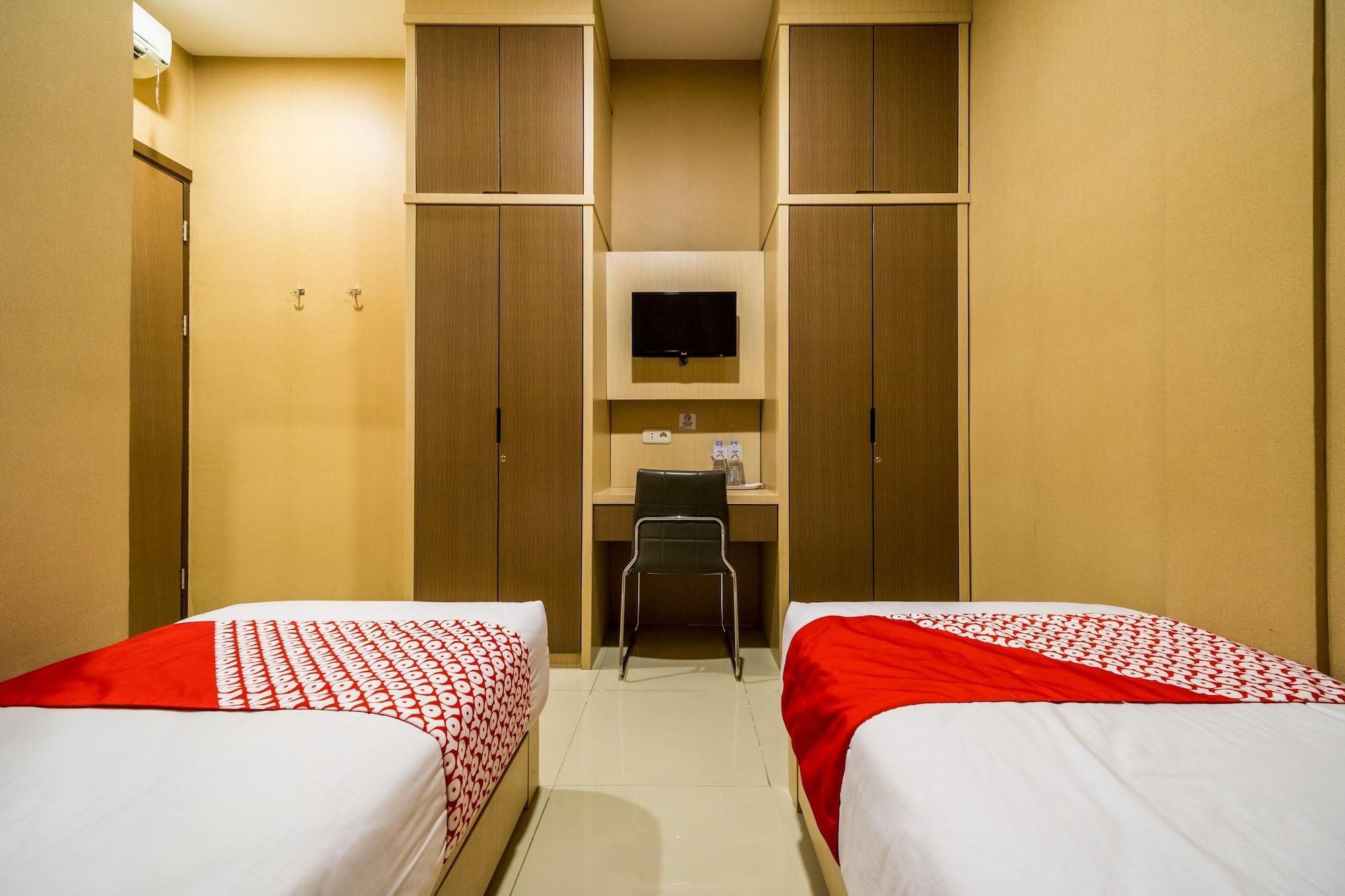 Oyo 279 Deli Homestay Medan Zewnętrze zdjęcie