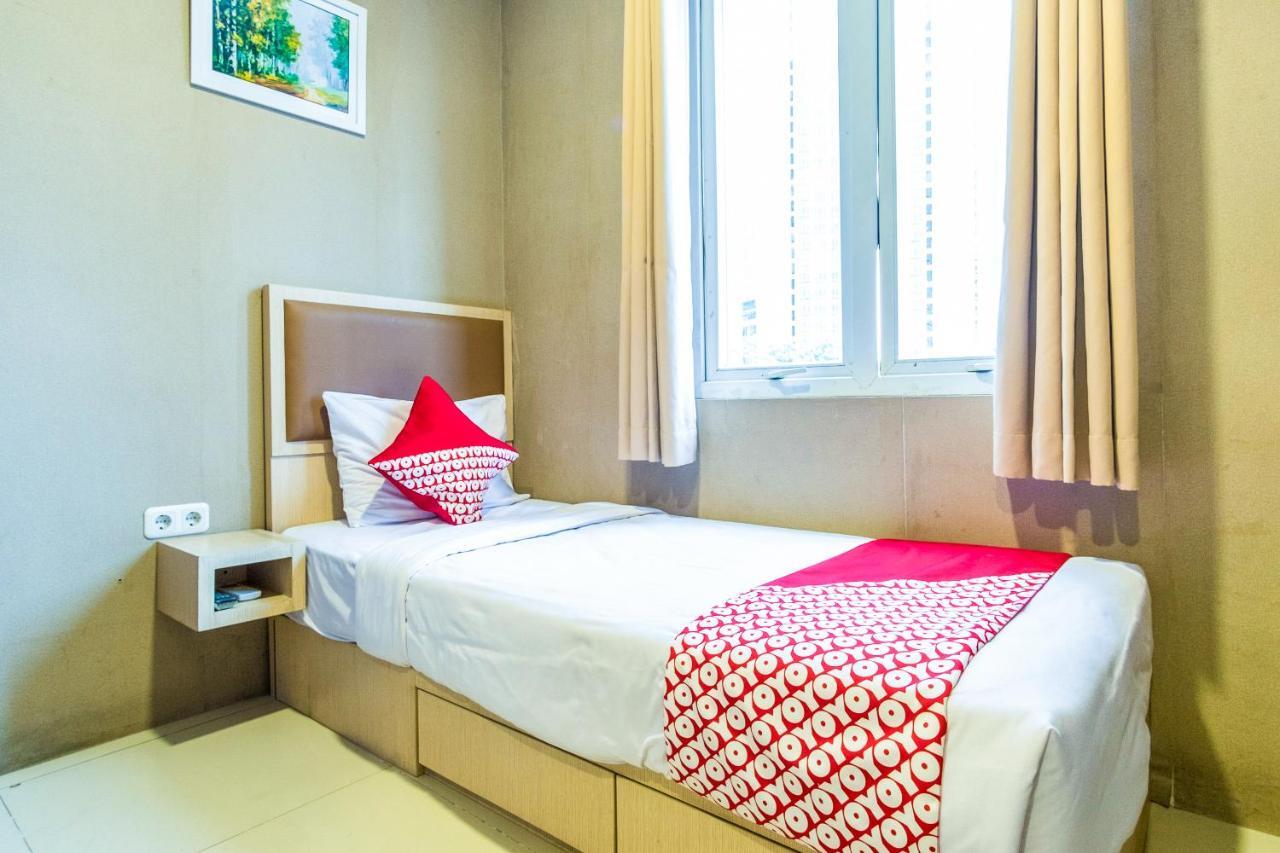 Oyo 279 Deli Homestay Medan Zewnętrze zdjęcie