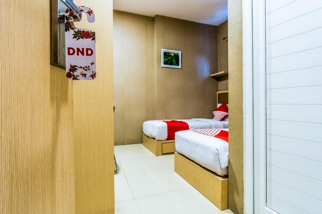 Oyo 279 Deli Homestay Medan Zewnętrze zdjęcie