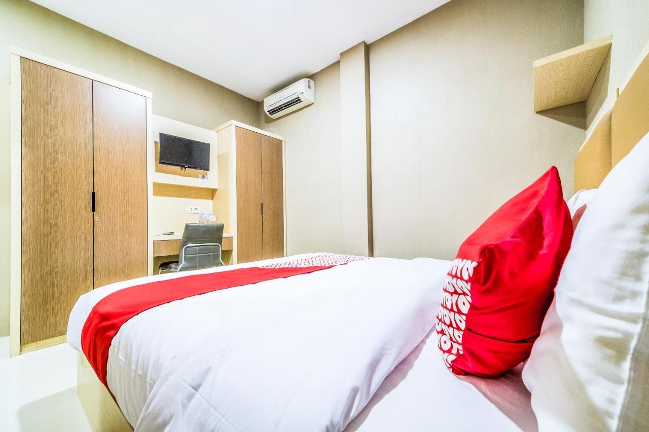 Oyo 279 Deli Homestay Medan Zewnętrze zdjęcie