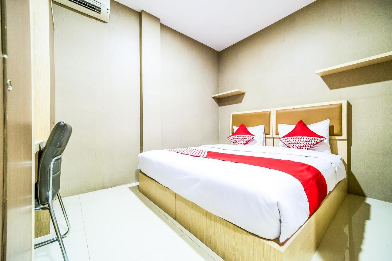 Oyo 279 Deli Homestay Medan Zewnętrze zdjęcie